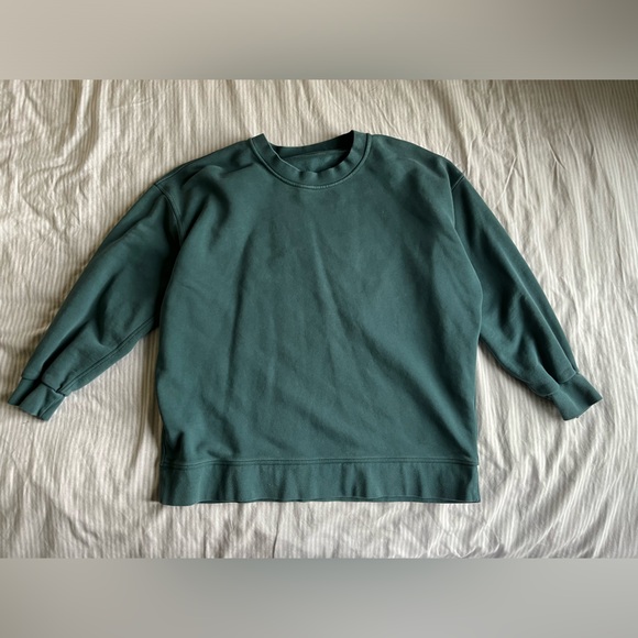 Tops - Lululemon Perfectly Oversized Crew